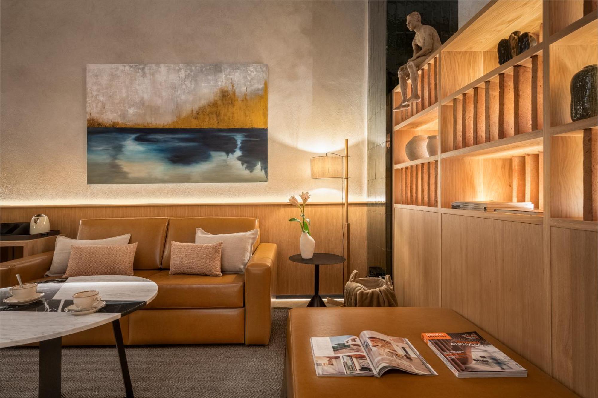 City Center - Avenue Luxury Apartment - Private Free Parking セビリア エクステリア 写真