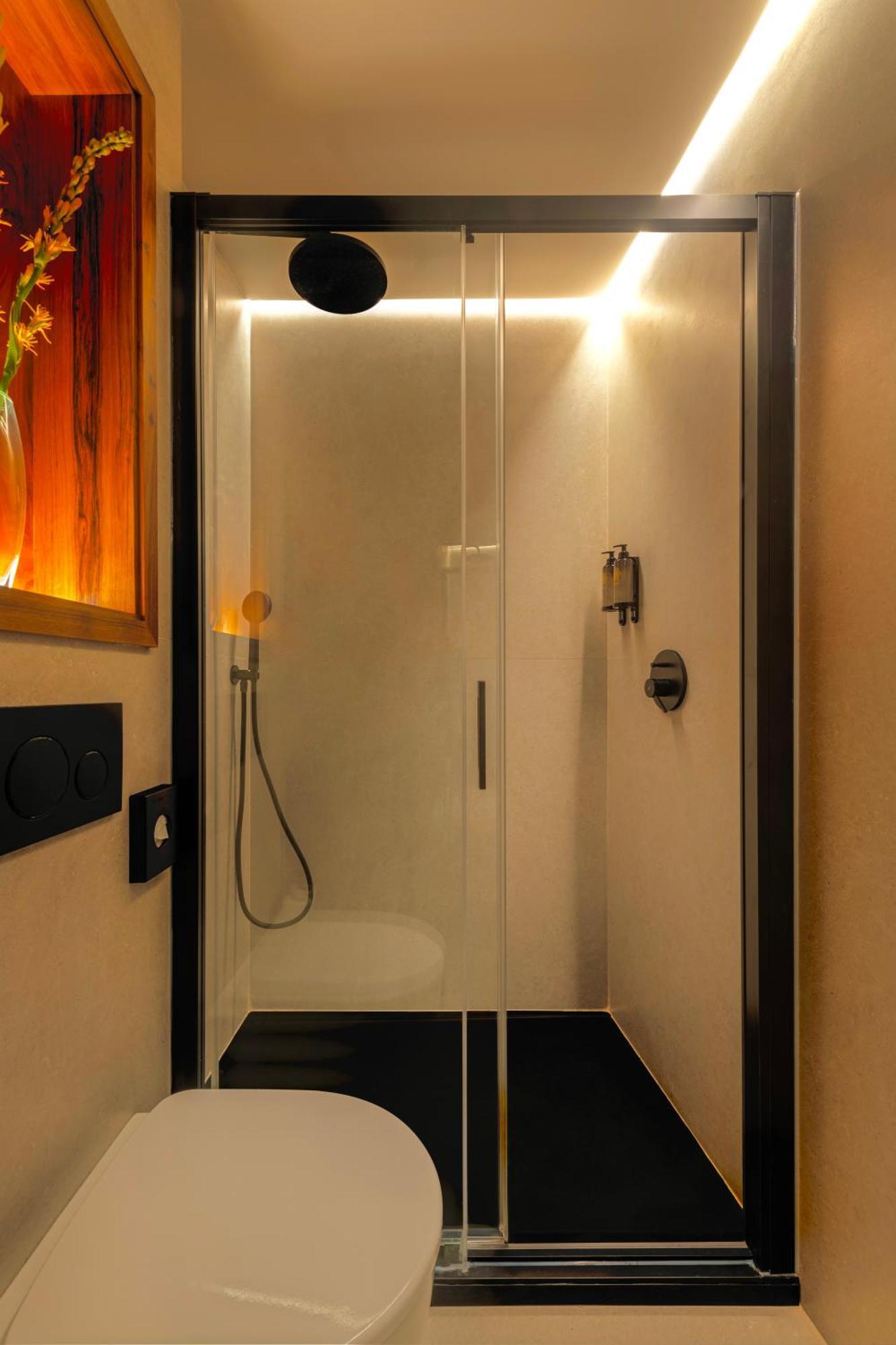 City Center - Avenue Luxury Apartment - Private Free Parking セビリア エクステリア 写真